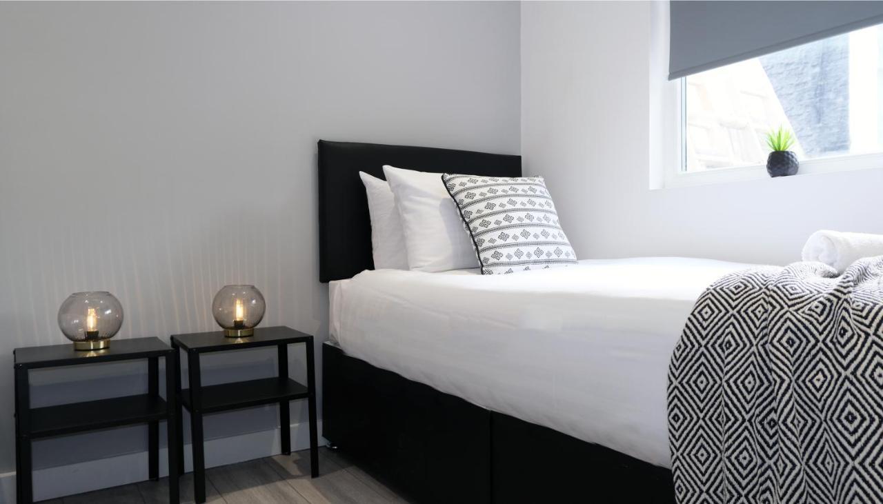 The Kop End Hotel By Serviced Living 리버풀 외부 사진